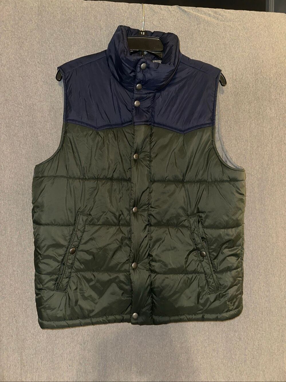 American Eagle Outfitters Men's Green & Navy Blue Colorblock Puffer Vest Size Me